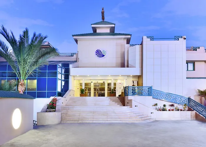 Hotelux Marina 4*