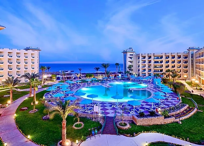 Üdülőközpont Hotelux Marina 4*