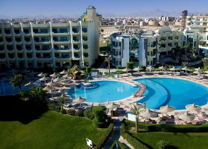 Hotelux Marina 4* Gurdaka