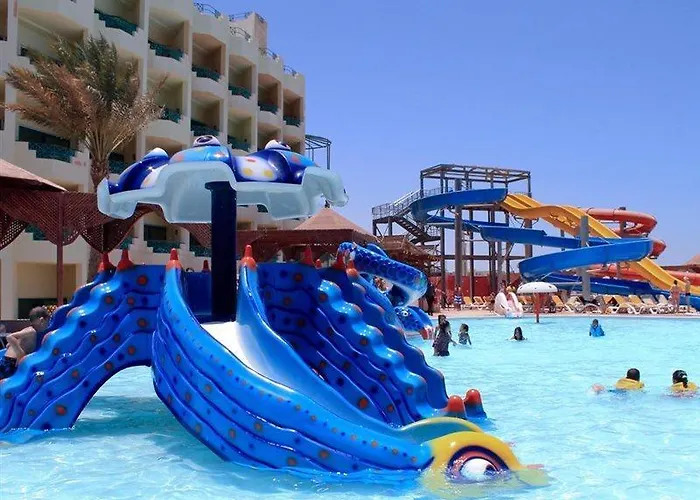 Hotelux Marina 4*