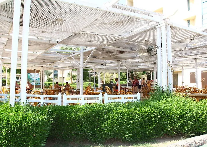 Hotelux Marina Gurdaka