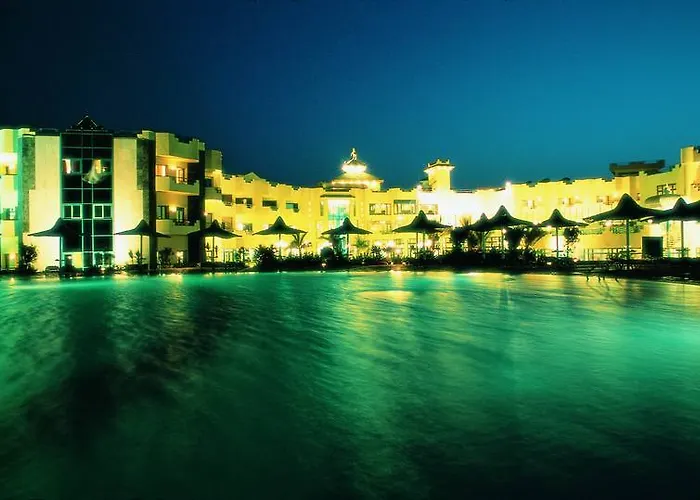 Üdülőközpont Hotelux Marina Gurdaka