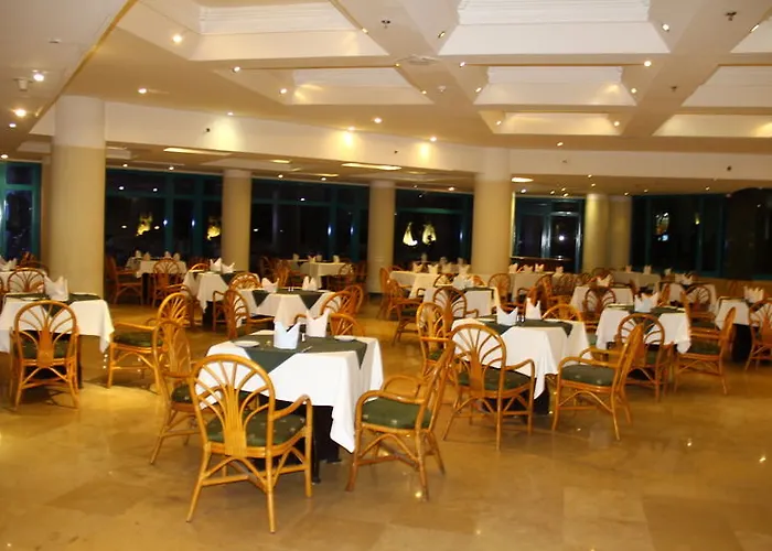 Hotelux Marina Üdülőközpont Gurdaka