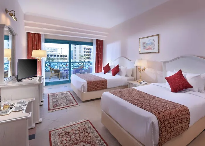 Üdülőközpont Hotelux Marina