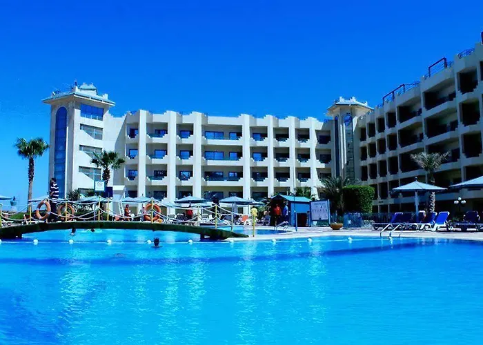 Hotelux Marina Üdülőközpont